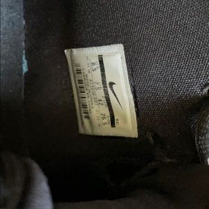 Kyrie basketball shoes